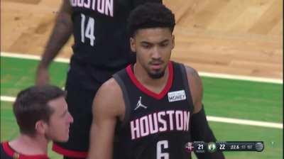 [Highlight] Kenyon Martin Jr nonchalantly snatches Dennis Schroder's layup