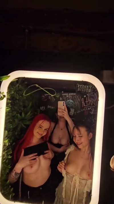 bathroom antics on girls night :3