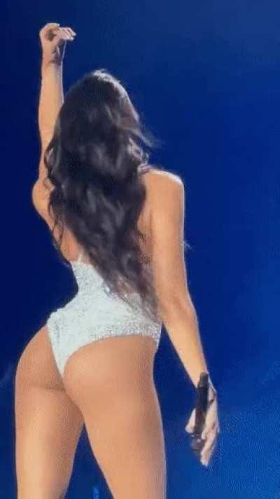 I want that ass