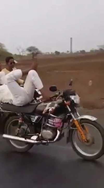 The balls, stupidity and sheer fucking luck on this lad