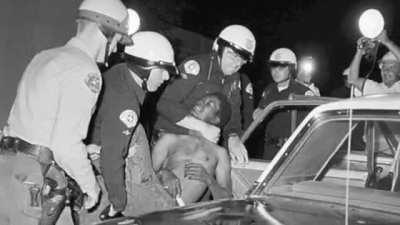 The Clash - Know Your Rights (with lyrics)