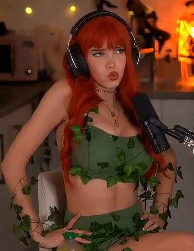 Lydia Violet jamming as Poison Ivy