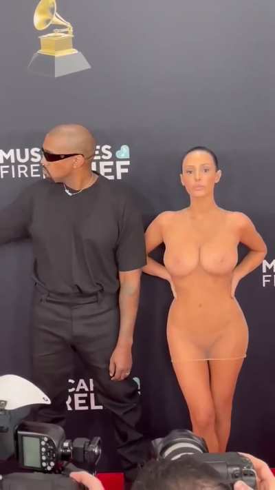 Bianca Censori at Grammy's 2025