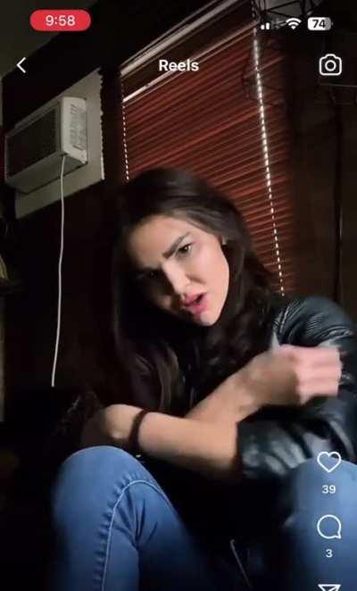 Makes me feel uncomfortable cringe so hard.