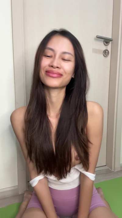 Do you think Asian girls like me deserves some BWC? 🫣