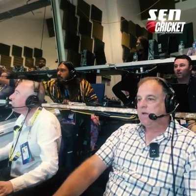 Cricket commentary peaked today 1 year ago 🇮🇳