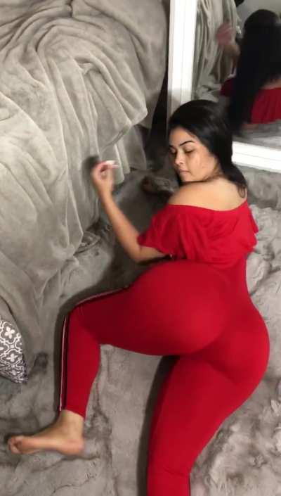 penelope got assssssssss