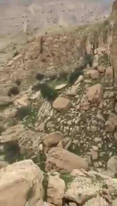 [LFO] Two man fall to their death after their zipline failed and broke