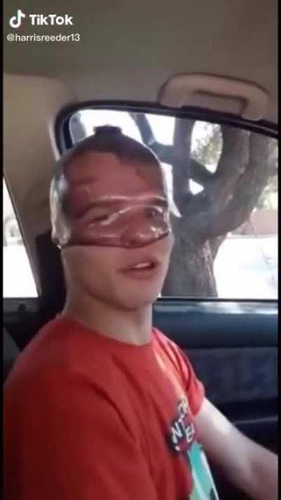 So he decided to be a unicorn😅