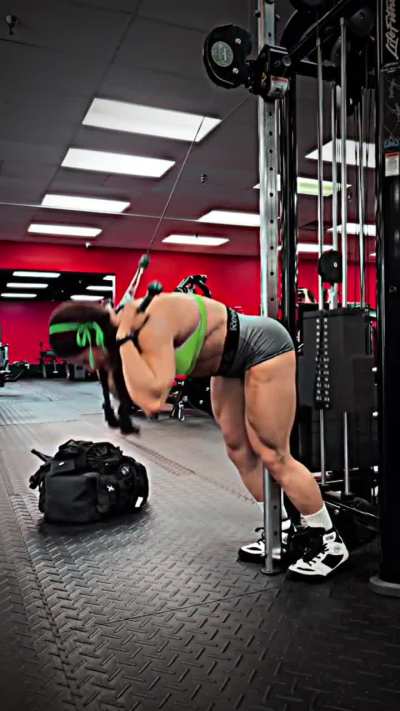 For visual learners: what muscles are being engaged during this movement? Comment