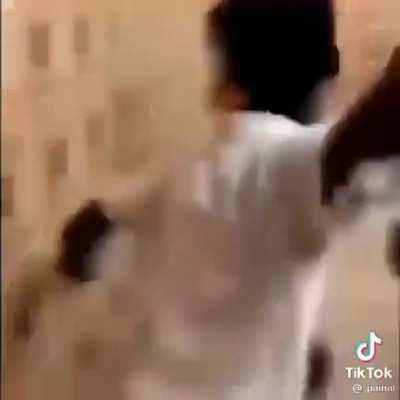 wyd if someone pulls out a belt during a fight?