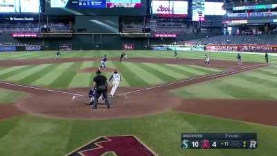 [Highlight] JP Crawford makes a fantastic sliding stop and flip to start a beautiful double play in the 11th