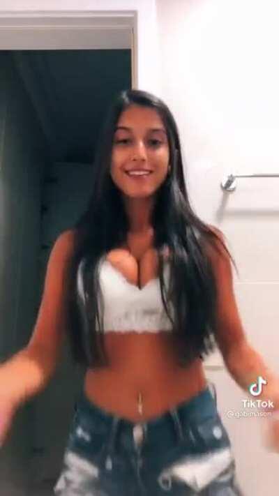 Gabi Mason (@gabimason_)