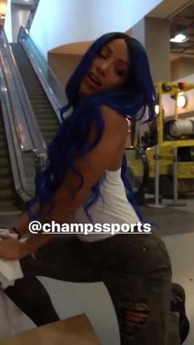 Sasha banks 🥵💦