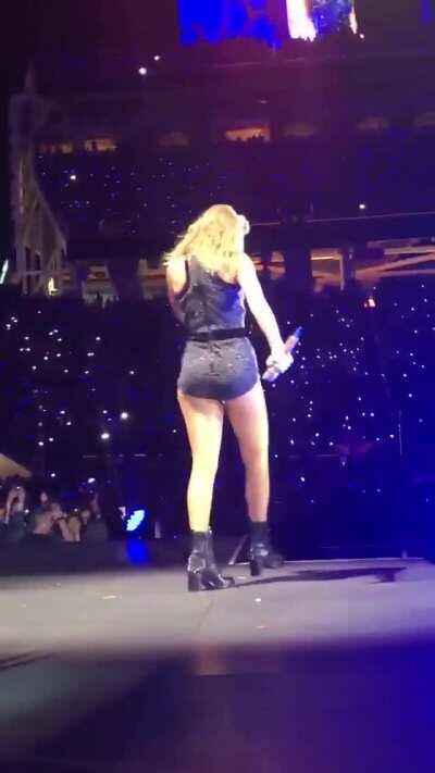 One Of The Best Gif So Far