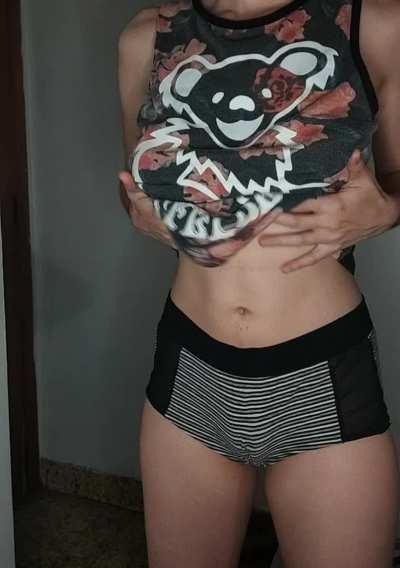 Do you enjoy titty drops here? 🥰