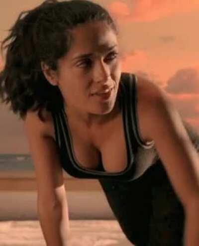 Salma Hayek radey for doggystyle anal