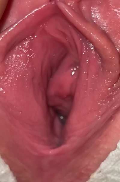 Say Hi if you love eating pussy and you're from UK 😍