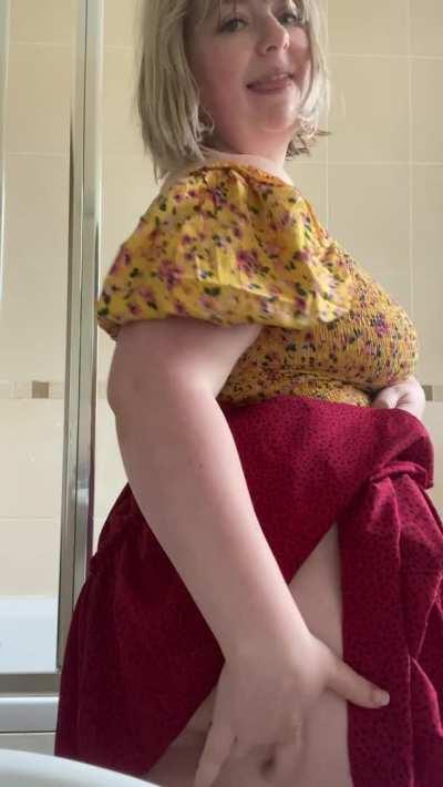 No makeup and no underwear is my new favourite outfit 😜