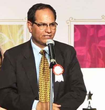 Funniest Hindi poet - Sampat Saral