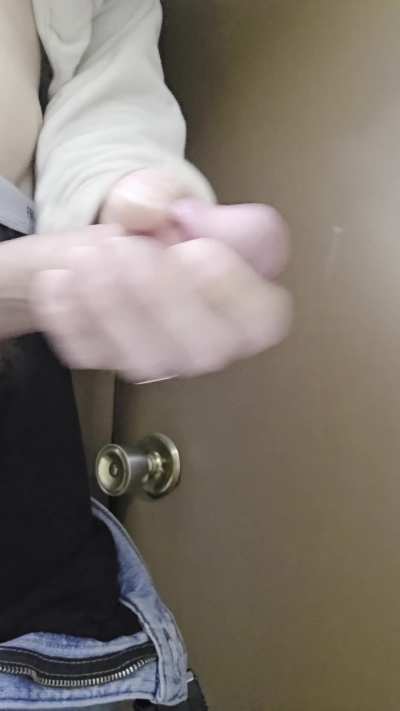 [30] Woke up with morning wood again like every morning this week must be the cold🥶🥶 luckily for me there was someone to help out