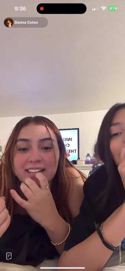 Off topic but does anyone have those ashlynn conway videos from that one live