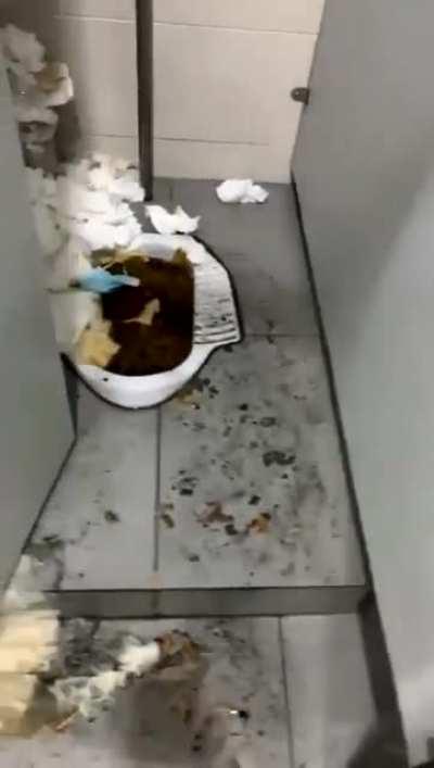 Toilet at Shanghai isolation camp, aka fangcang hospital