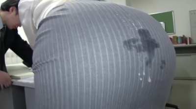 Cumming on your boss’s clothes [FNK-039]