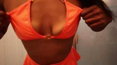 Anyone like small and natural black girls?