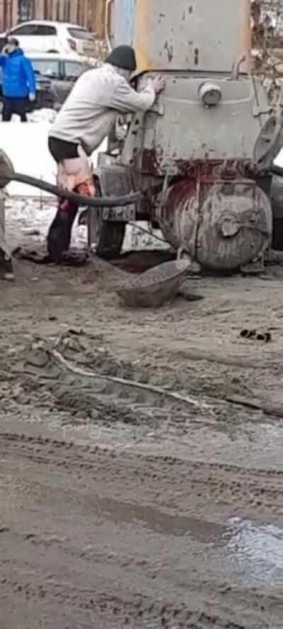 Help him ples help him he lost a leg