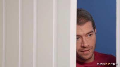 [Reddit] Looking for a beta that can serve and please me. I'll treat you so good bud, might even feed you too ;). 22m UK, drop ASL in chat.