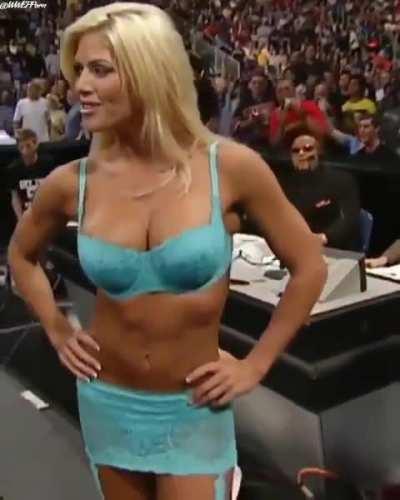 Torrie Wilson 