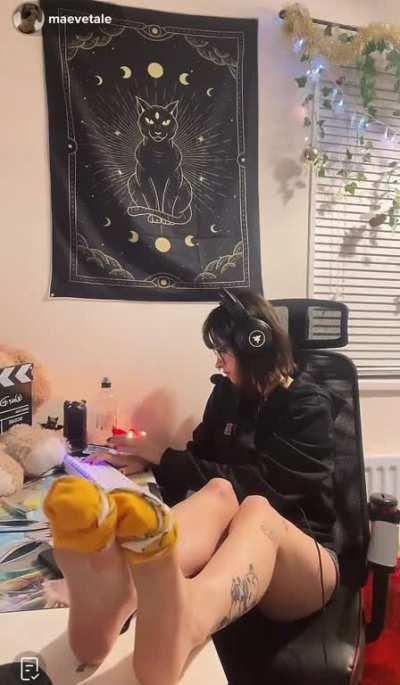 Been told to repost this multiple times since it got deleted so here ya go.... 5 min video of @Maevetale