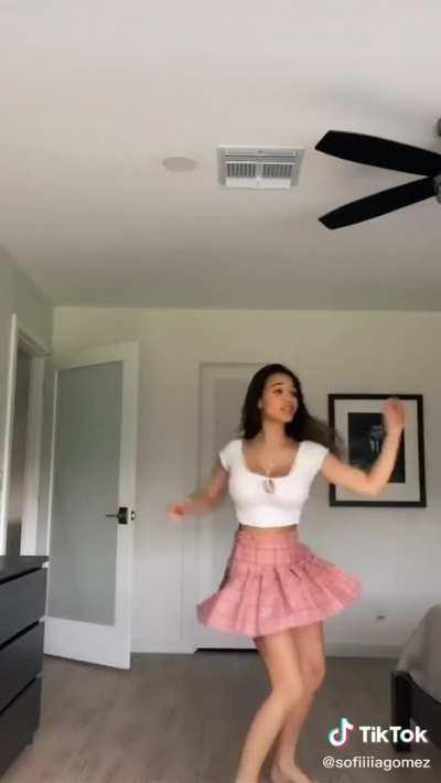 Sofia Gomez in a skirt is fucking killing me