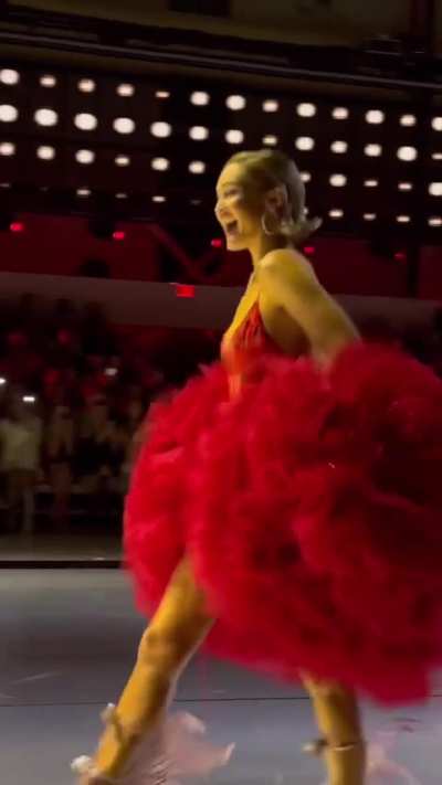 Bella Hadid 🌹🌹 Gigi Hadid: 