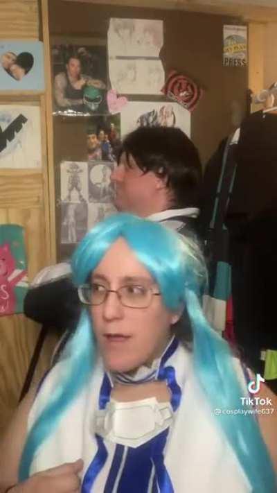 Cosplay Wife, Happy Life