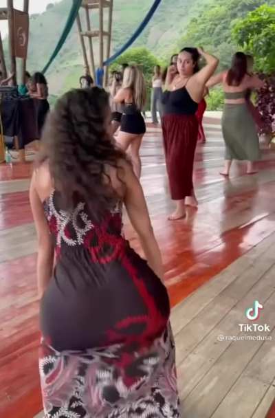 Gotta love that Booty bite