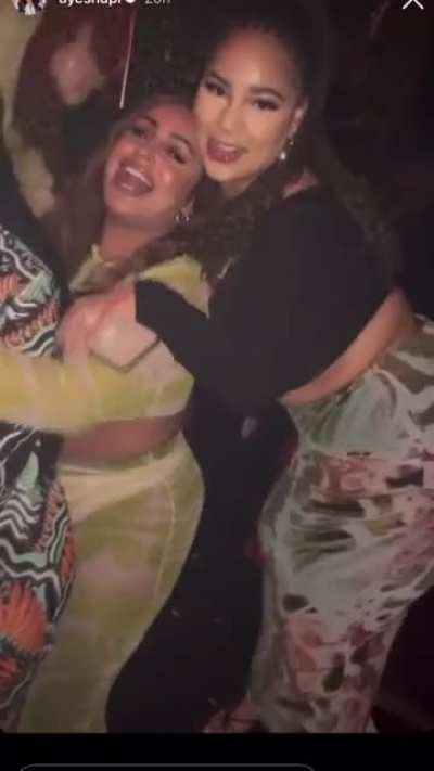 Broo them tits are perfect. I need her to do an of