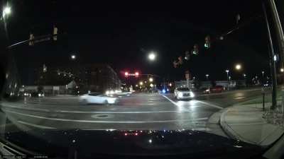 Driver almost gets taken out by U-turner [OC]