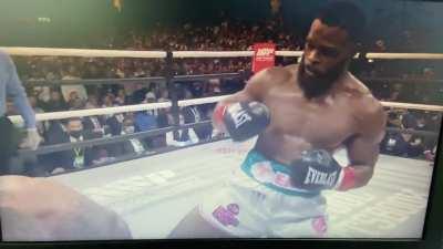 Woodley sent Jake back to Puerto Rico lmaoo