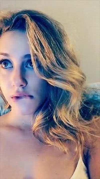 Lili Reinhart makes me so horny