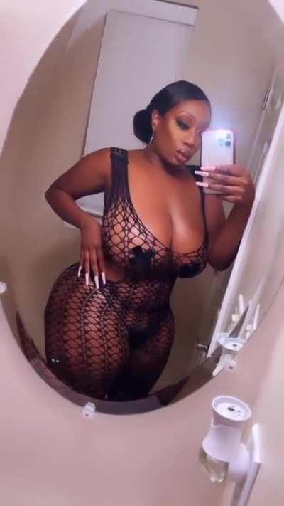 marquita bevans (@cupcakebarbie_cali)