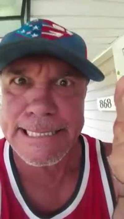 Man Grabs Hornets Nest With Bare Hands and eats it