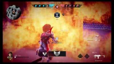 1 vs 4 + BOMB Defusion