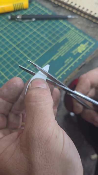 An easy way to symmetrically ovalize the pommel.