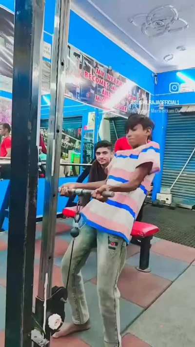 No pain No gain. Sexta é dia de treinar braço daquele jeito 🔥🔥💪💪