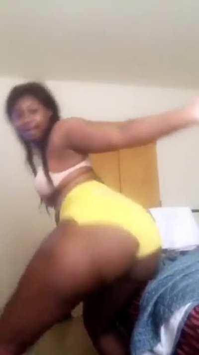 New Years Deals 1 Folder for $5 2 folders for $10 , 4 for , 15 , 5 for $20 (CAN PROVIDE PROOF) (No Trades)