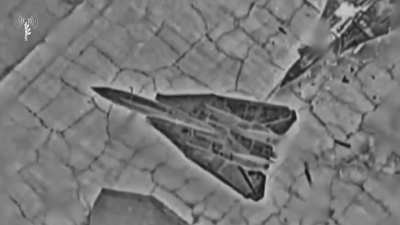 2 Iranian F-14 tomcat destroyed by Israeli air force