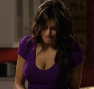 Mommy Sofia Vergera tuging on your cock.