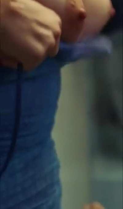 Sydney Sweeney has the softest most suckable tits ever